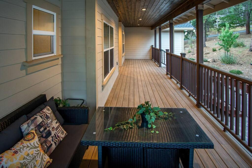 New Luxury Lake House In Pine Mountain Lake Close To Yosemite! Perfect For All Seasons! Great For Retreats, Getaways, Celebrations, And More! Groveland Eksteriør bilde