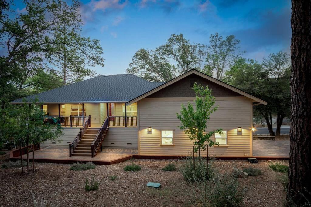New Luxury Lake House In Pine Mountain Lake Close To Yosemite! Perfect For All Seasons! Great For Retreats, Getaways, Celebrations, And More! Groveland Eksteriør bilde