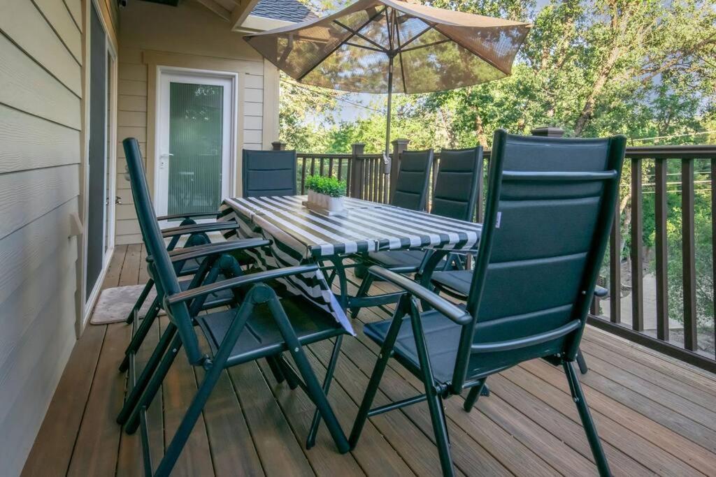 New Luxury Lake House In Pine Mountain Lake Close To Yosemite! Perfect For All Seasons! Great For Retreats, Getaways, Celebrations, And More! Groveland Eksteriør bilde