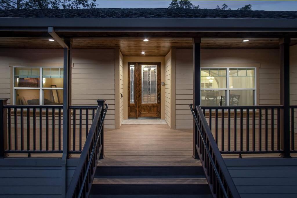 New Luxury Lake House In Pine Mountain Lake Close To Yosemite! Perfect For All Seasons! Great For Retreats, Getaways, Celebrations, And More! Groveland Eksteriør bilde